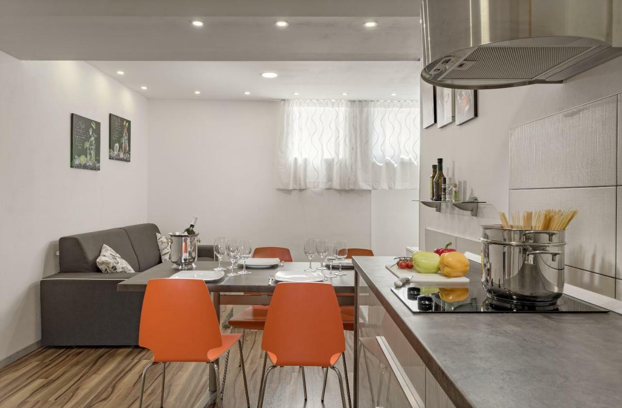 PUY Apartment Eva- Modern Central Place מראה חיצוני תמונה